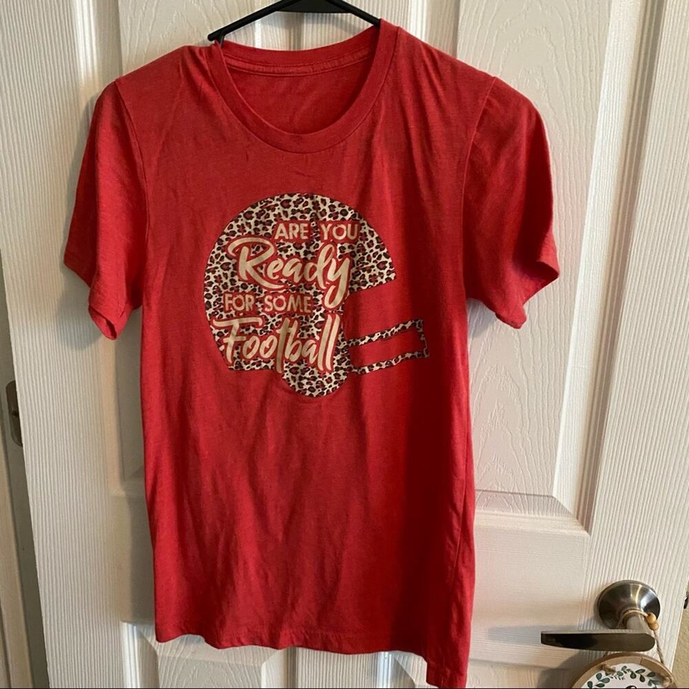 Texas True Threads Leopard Football Helmet Tee Women's Size Small Short Sleeves